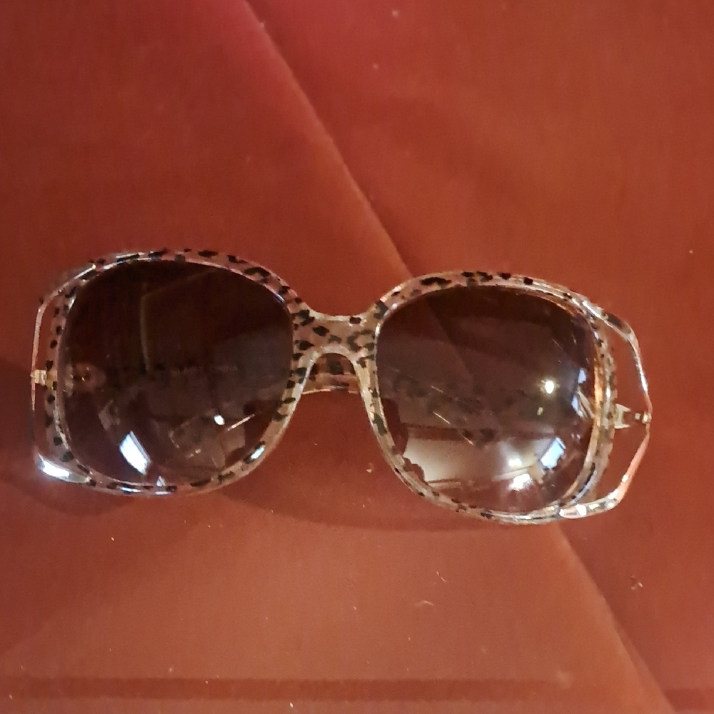 Leopard Print Sunglasses